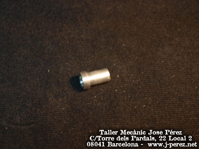 Casquillo de aluminio con valona